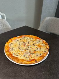 Objednať Pizza toscana