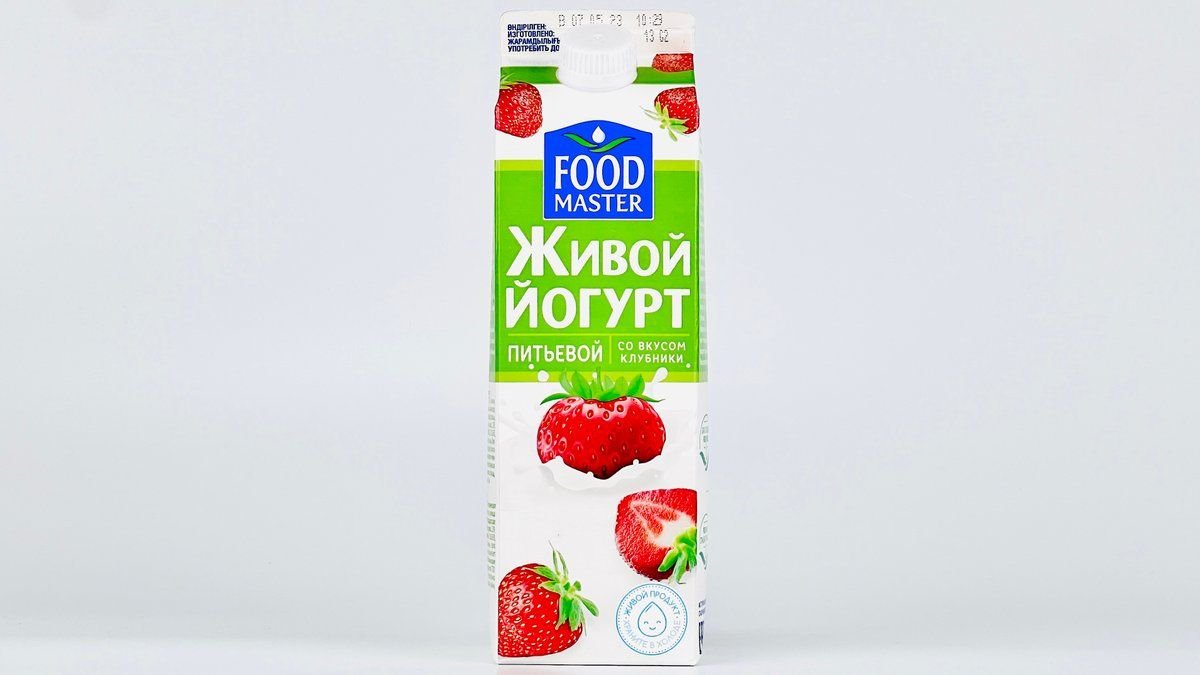 Йогурт питьевой Food Master клубника, 0,900 г