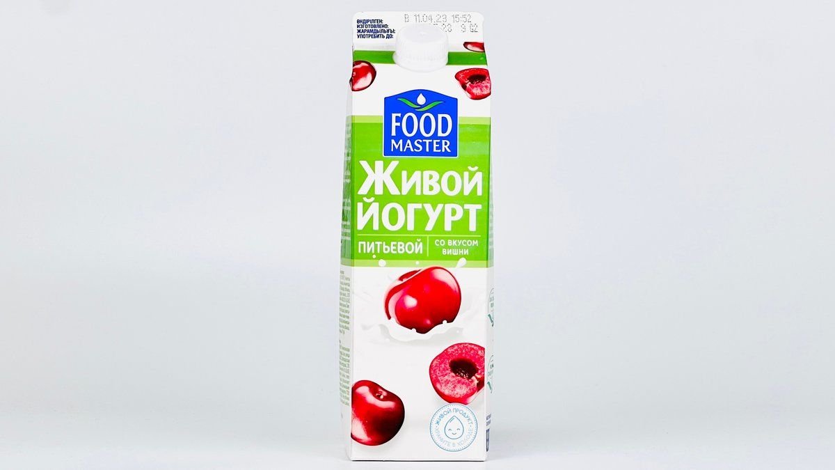 Йогурт питьевой Food Master вишня, 0,900 г