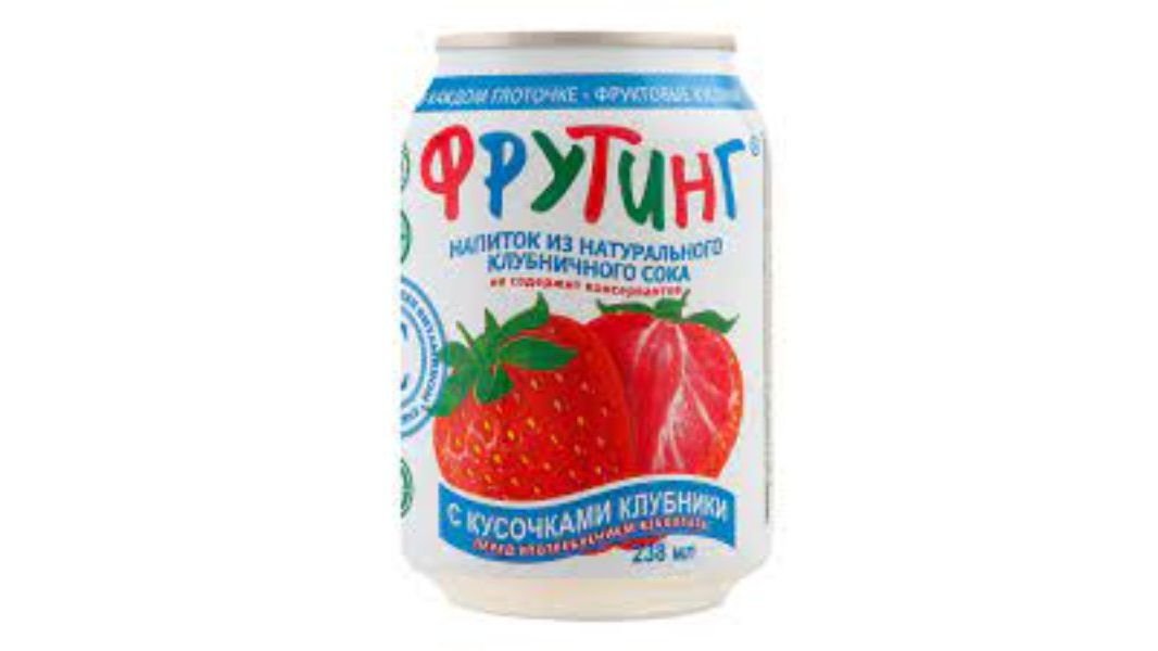 Напиток Fruiting клубника с кусочками клубники 0,238 л