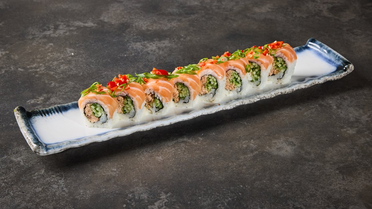 SUPER SPICY SALMON — צילום מעמוד המקור