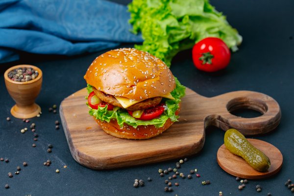 Cheeseburger Toyuq