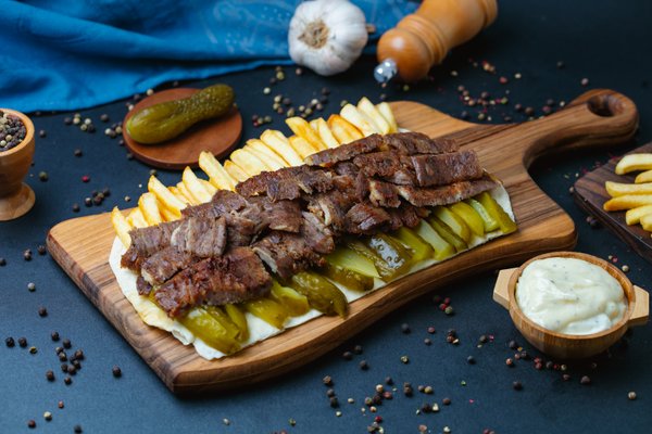 Şaurma Ət qabda