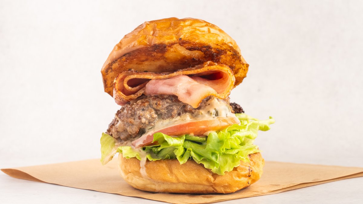 GHOST BURGER | Wolt | デリバリー | 東京