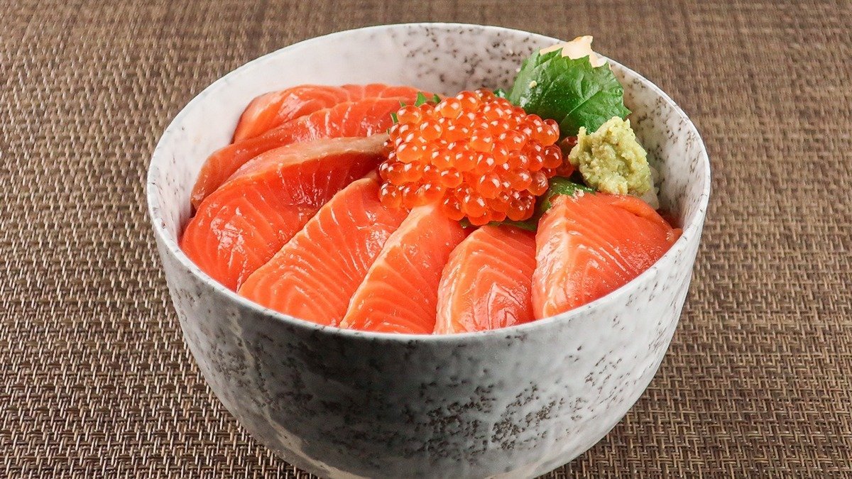 ネタ(サーモン)はまち サーモン好きに贈る丼 千壽サーモン 吉祥寺 | Wolt | デリバリー