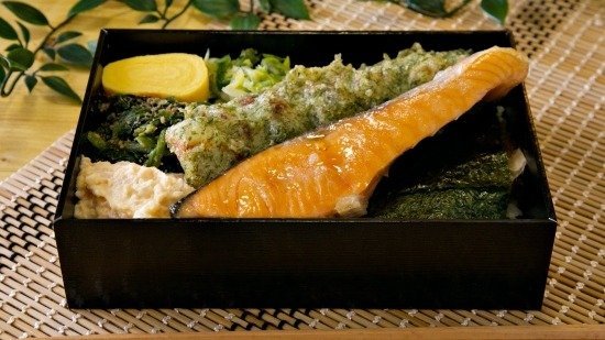 波乗り茶漬けと弁当 Naminori Bento サントラ ZEEBRA go!go!a2co on X: 