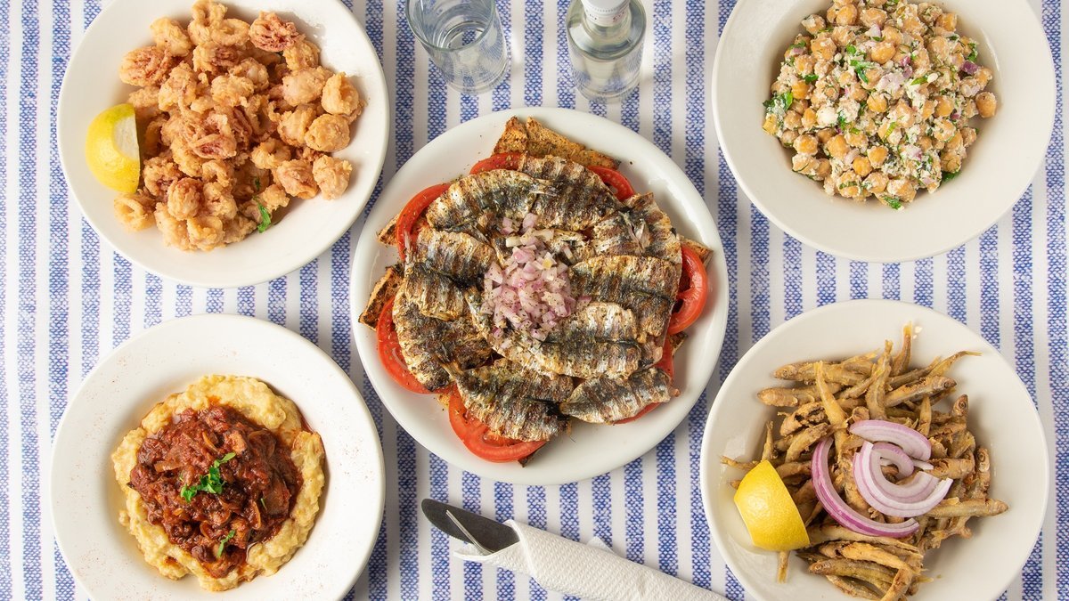 Image of To Yperokeaneion