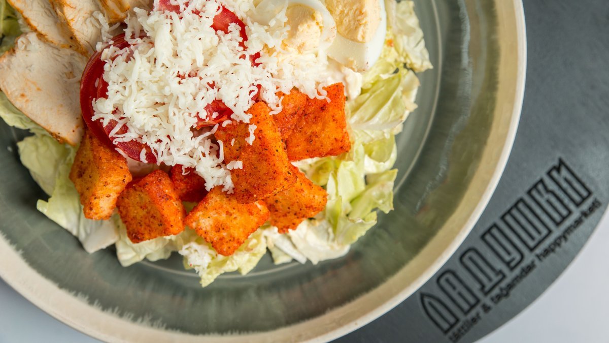 Креммен жабылған қыз (фото)