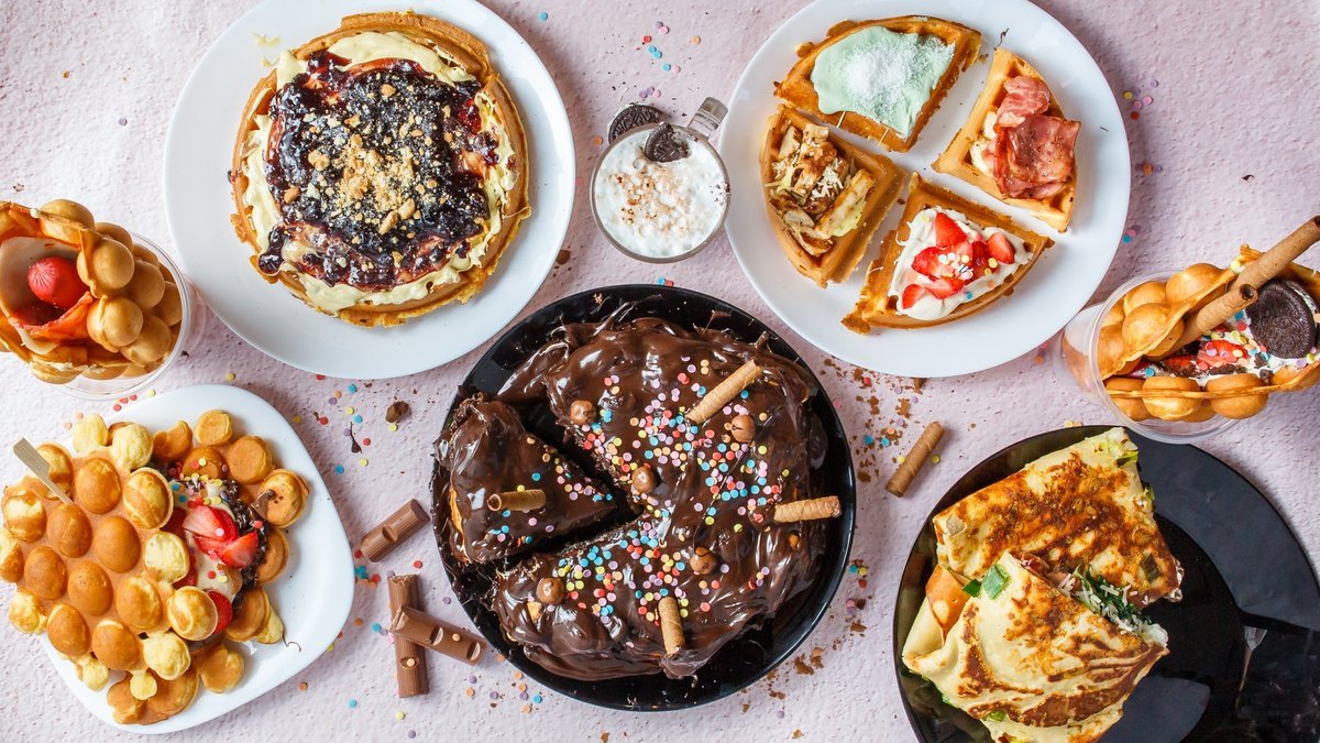 Image of Waffle vs Crepe