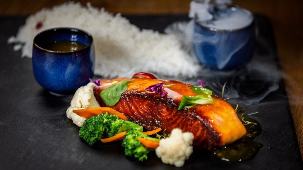 Image of ÔI NGON sushi & asian kitchen