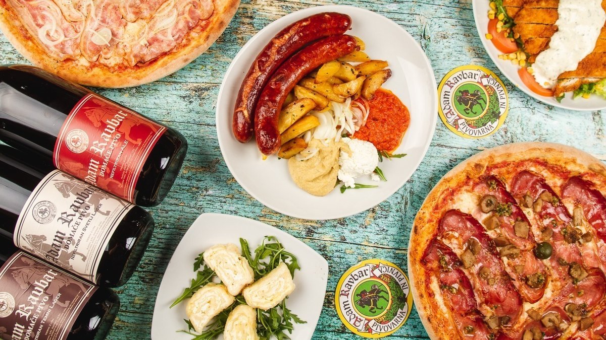 Image of Adam Ravbar