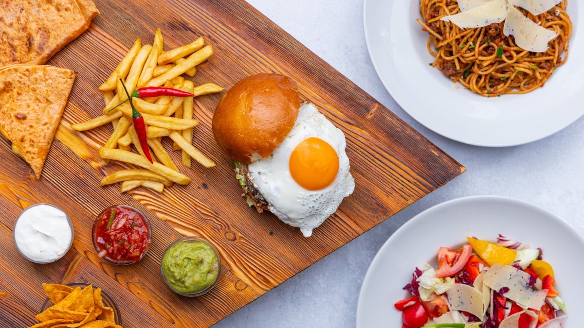 Image of El Burger Pub