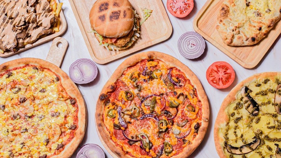 Image of Deluxe Pizza & Grill