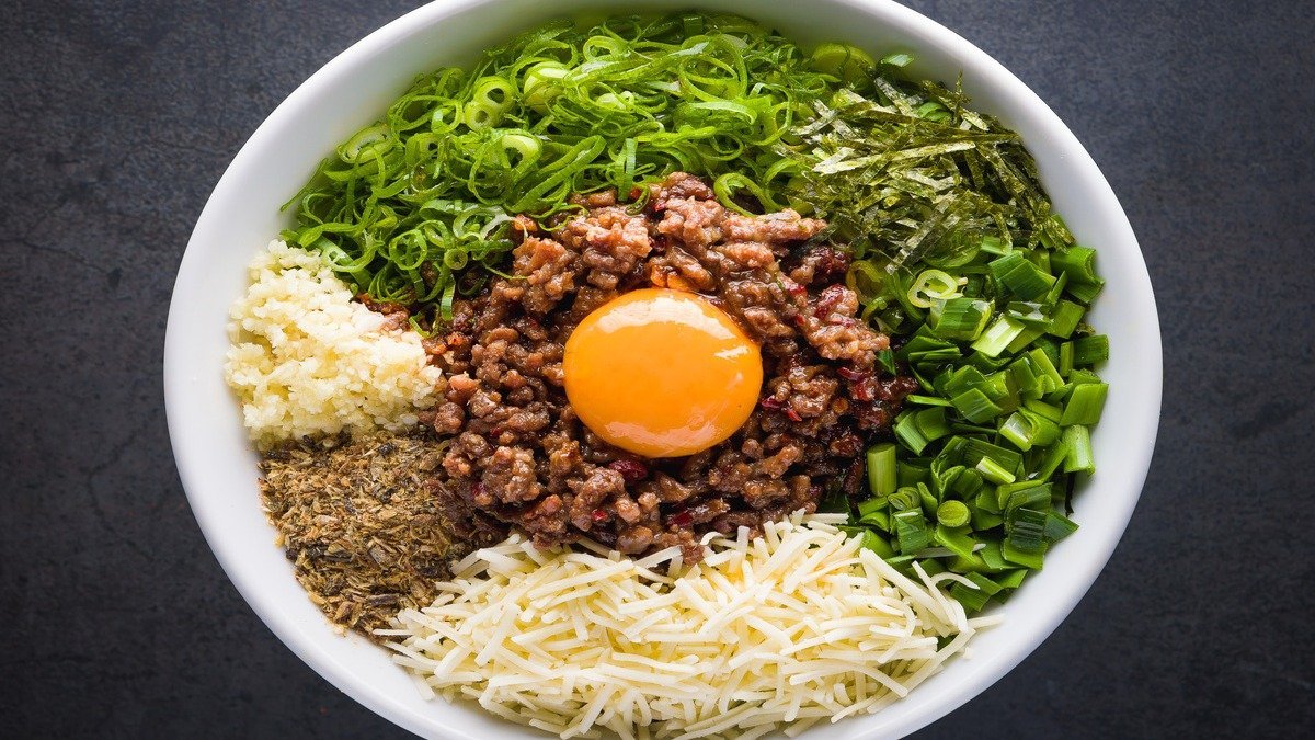 まぜそば やみつきになる『まぜそば』！ 鬼リピ確定！ 麺処 ふたたび 中村公園