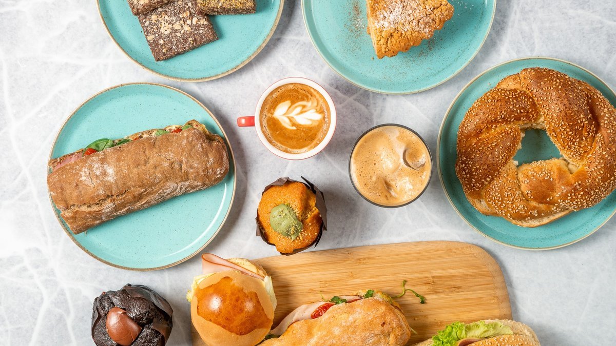 Image of The Lobby Boy