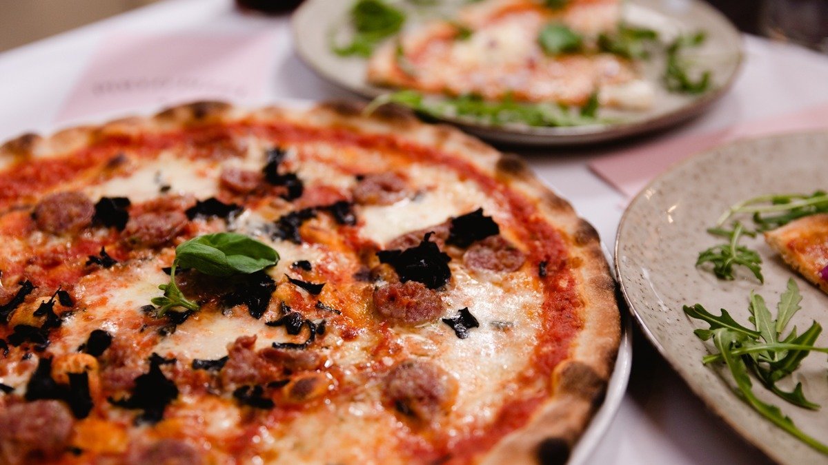 pirlo-pizza-saltsj-baden-wolt-hemk-rning-stockholm