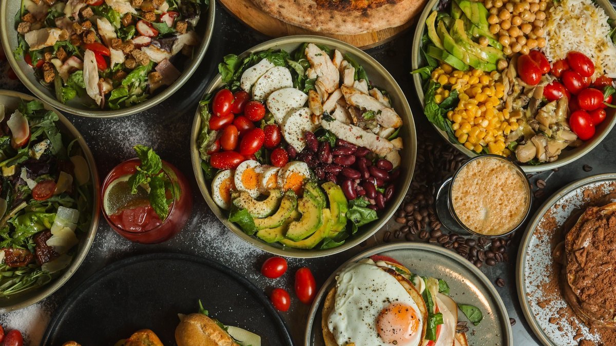 Image of Mirror Coffee & Cocktail Bar