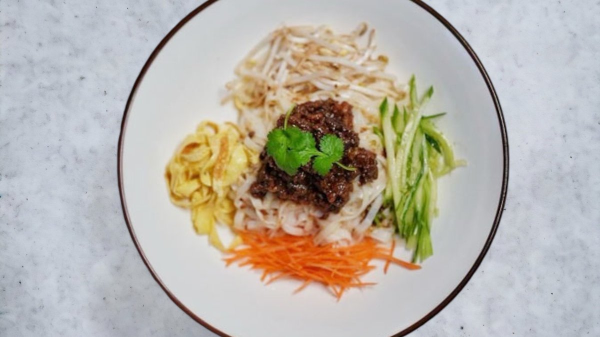 Image of Yue Noodle & Sushi bar