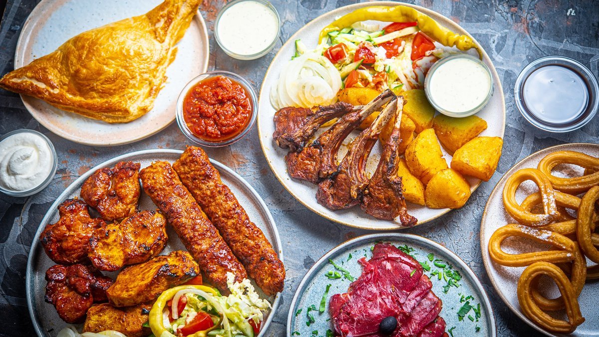 Image of Comandor Grill-Restaurant