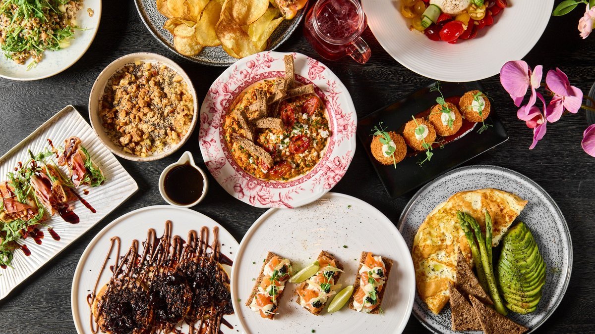 Image of Bored, C'mon hub