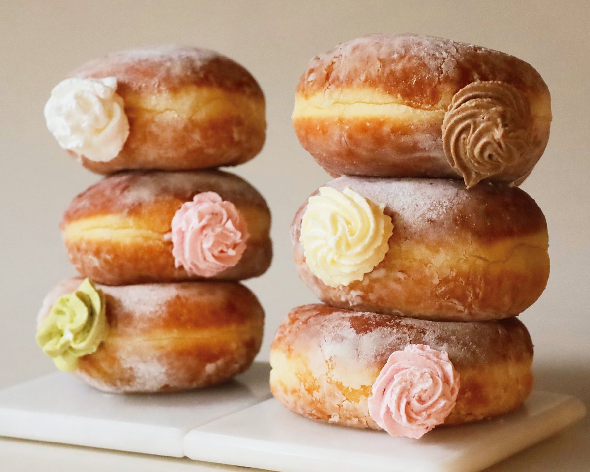 クリームたっぷり生ドーナツ FuWaDonuts 函館五稜郭店 | Wolt