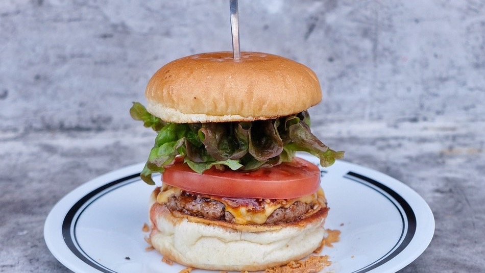 バーガーショップ EDGE STORE | Wolt | デリバリー | 仙台