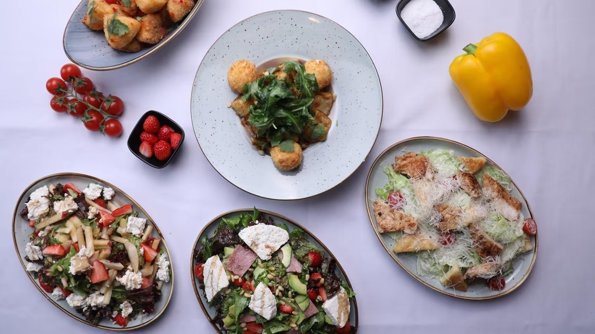 Image of West - Seoul Mun