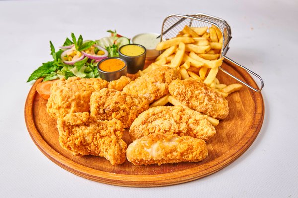 44. Stor Boks m/ Pommes Frites