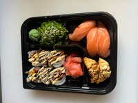 Objednať Luck Bento  + Polievky