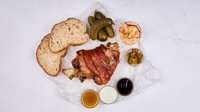 Objednať 600g GRILOVANÉ VEPŘOVÉ KOLENO