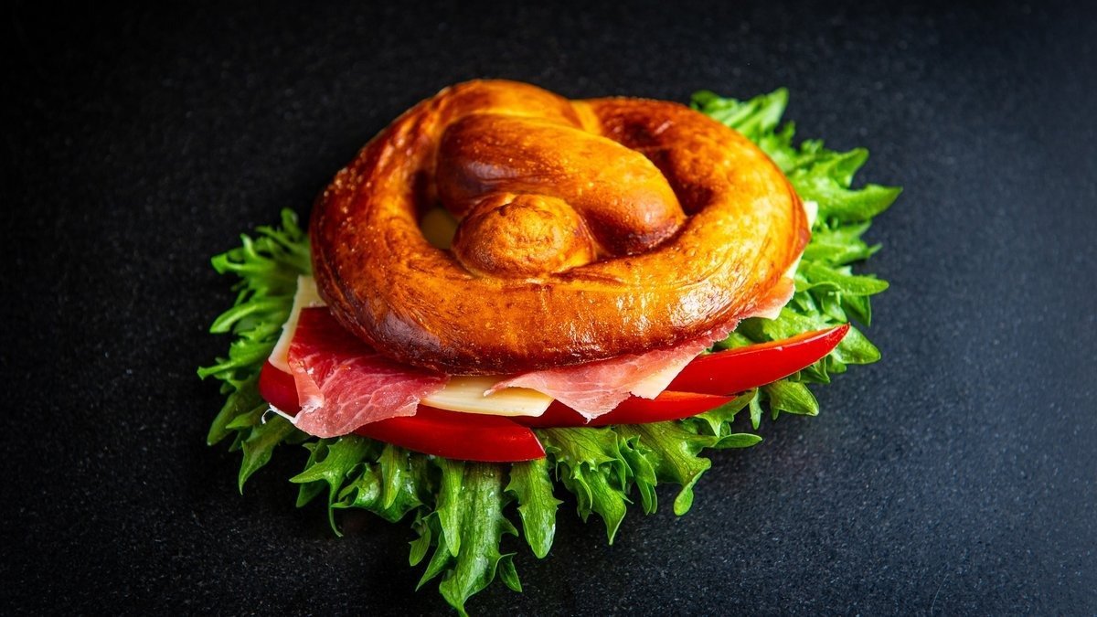 Image of 54. Pagarikoda & Kohvik Rocca al Mare