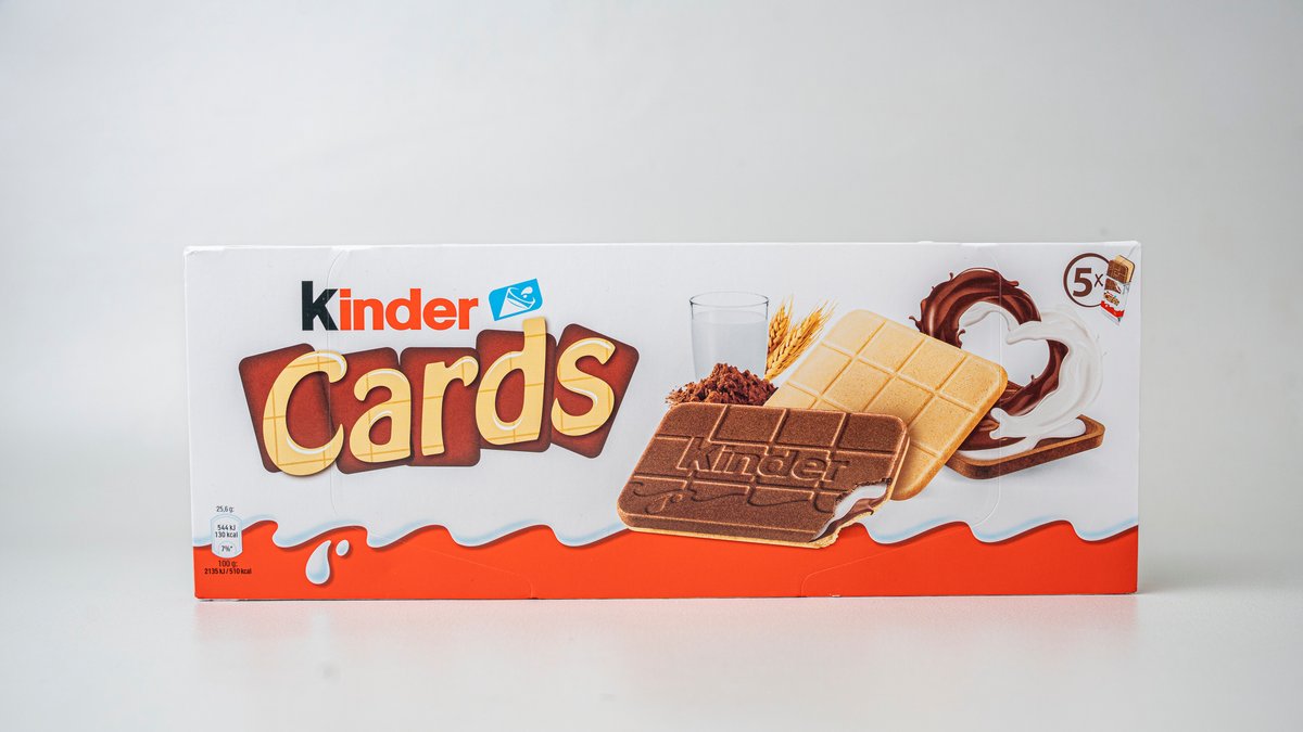Ferrero Kinder Cards 128G