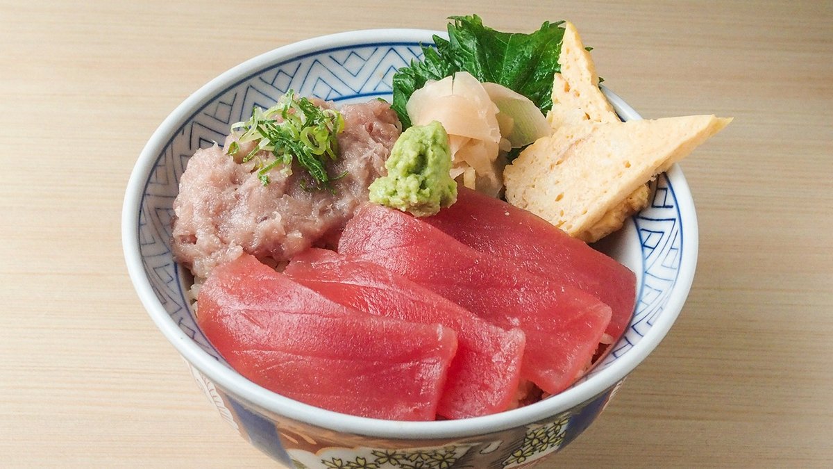 鮪丼 Amazon.co.jp: まる浜 三崎マグロ丼 3袋[鮪 まぐろ たたき 赤身