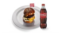 Objednať Double hovězí BURGER v bulce z pekárny Optimista + Coca-Cola 0,5l