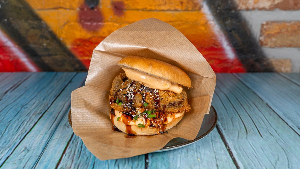 Image of Junk y Vegan Sanomatalo