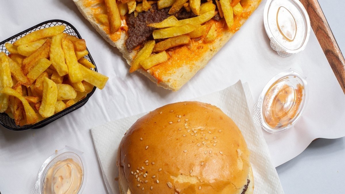 Image of Dangerous Burger Dardani