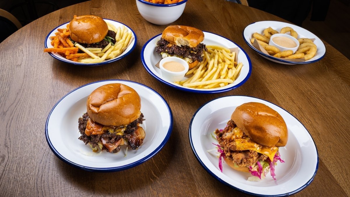 Image of Raw Street Burger Chalandri