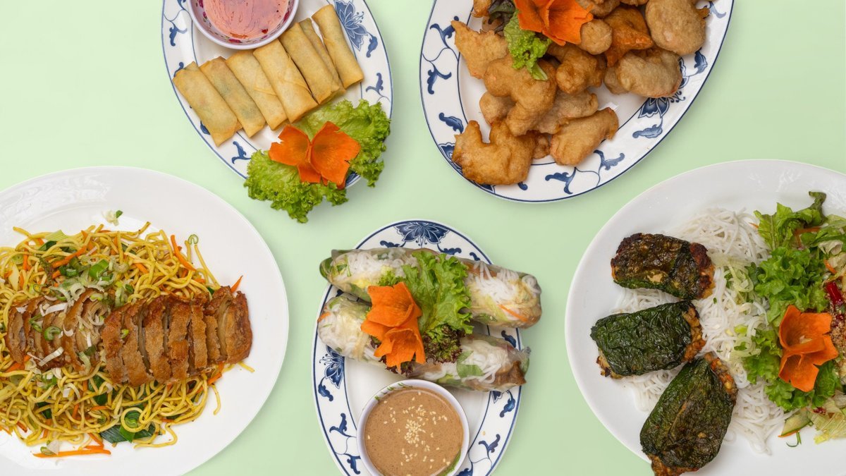 Image of Chay Viet