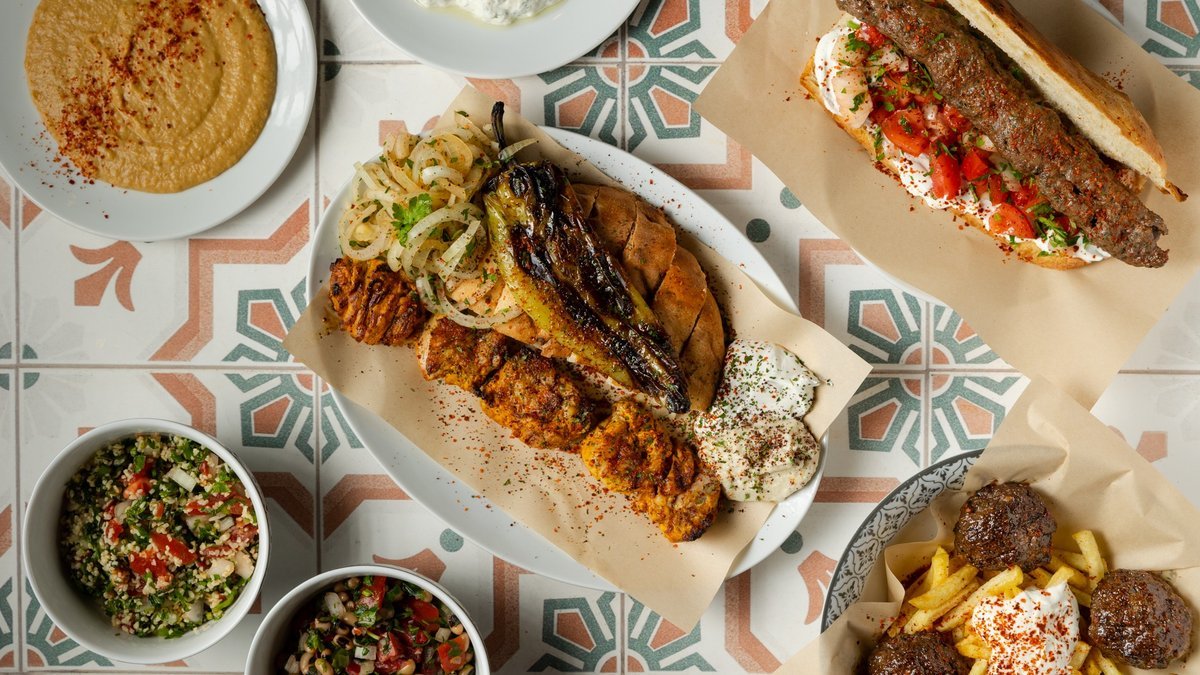 Image of Mousourlou oi dromoi ths Polis