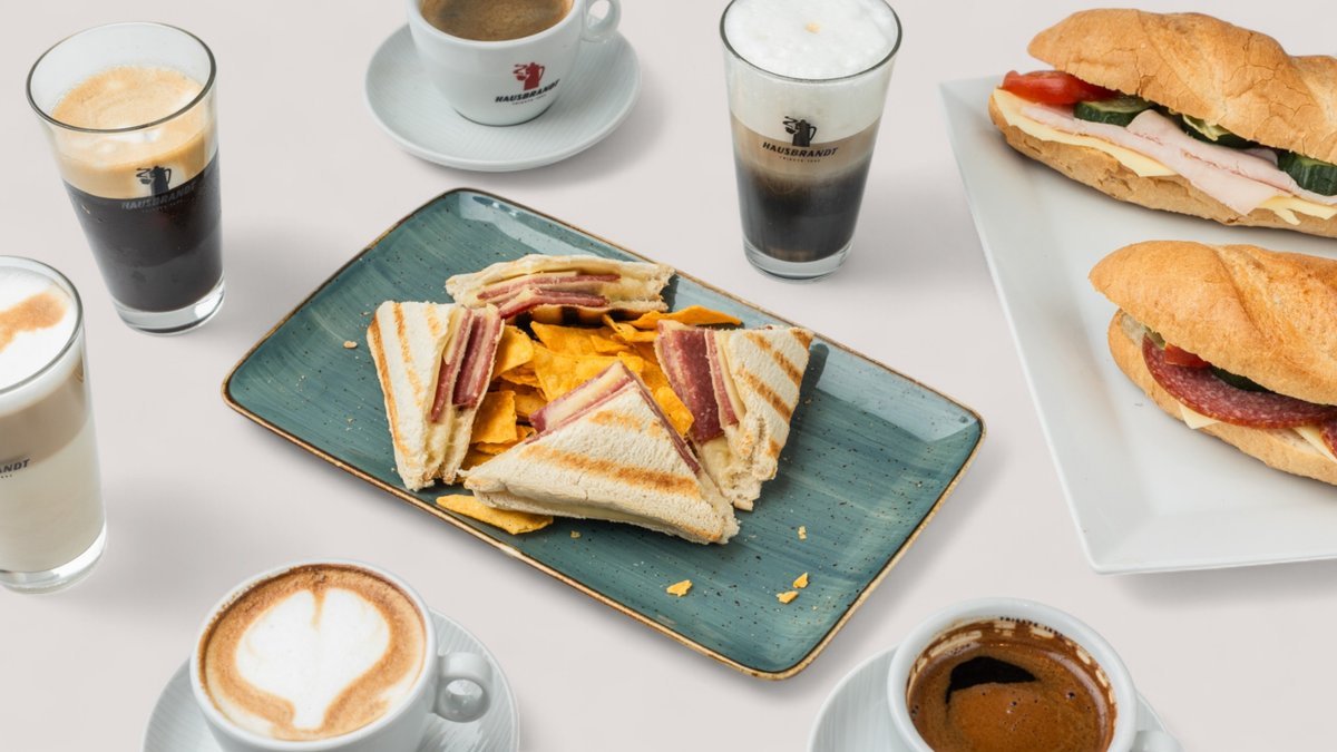 Image of Lupin - Cafe & Bar