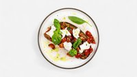 Objednať Bruschetta s pikantnou talianskou n'duja nátierkou