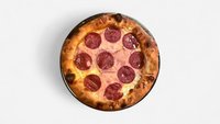Objednať 7. Pizza Salámová