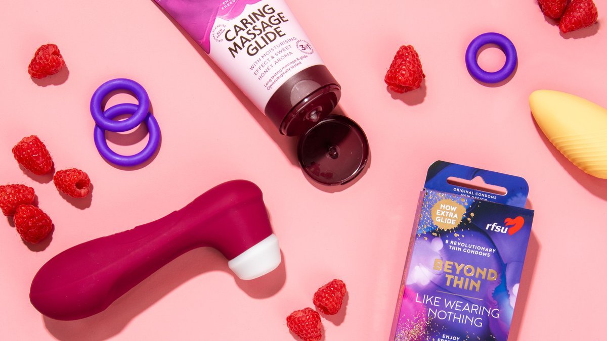 Yetuk lesbian porno film