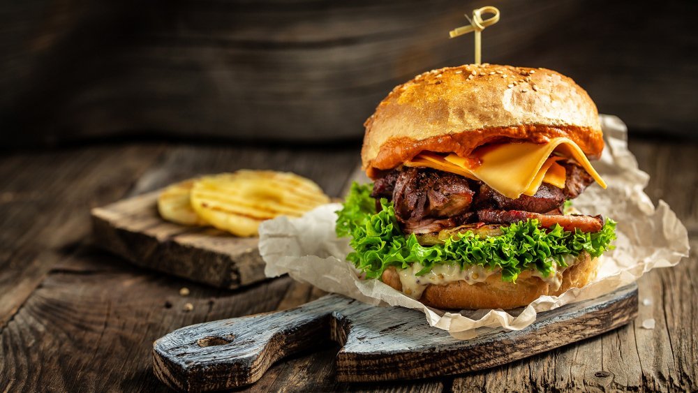 Image of Famous Burger by Presto Rahova