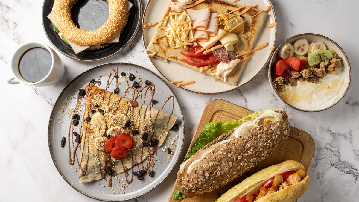 Image of Deluxe Food & Drinks