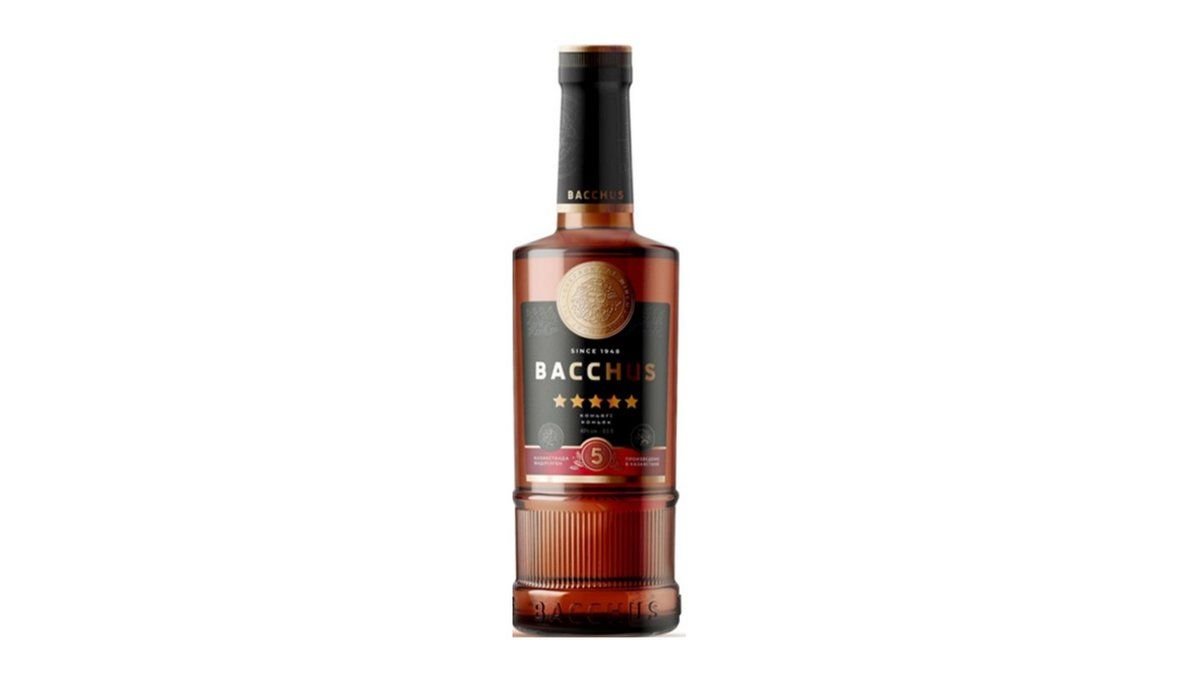 Коньяк Bacchus 5 лет 40% 0.5 л