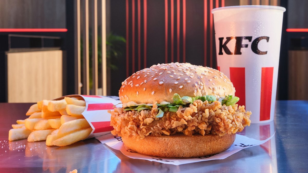 Image of KFC Finikoudes