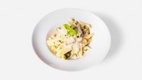 Objednať Rigatoni manzo e crema di parmigiano