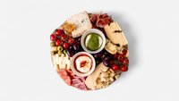 Objednať Tagliere di salumi e formaggi tradizionali italiani