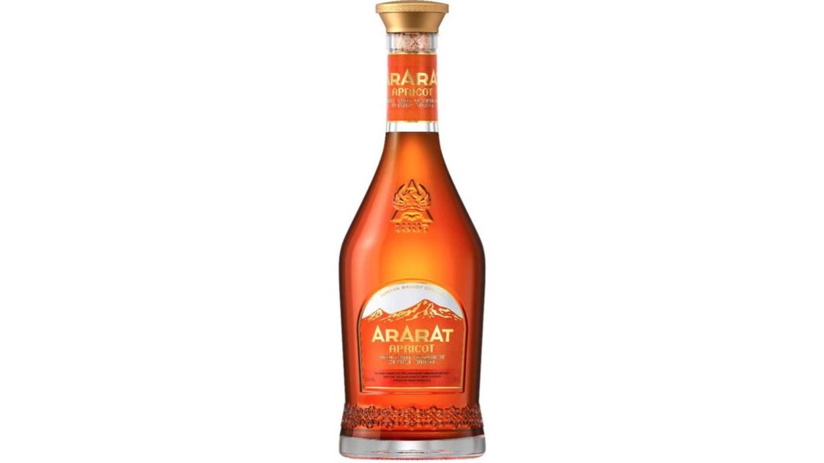 Коньяк арарат Apricot 35% 500мл